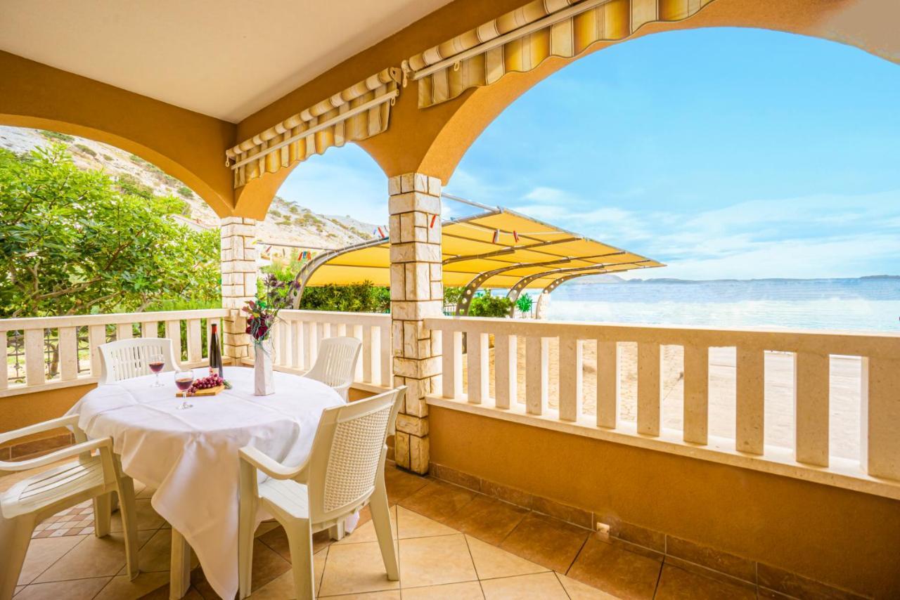 Kustic At The Beach Metajna Exterior foto